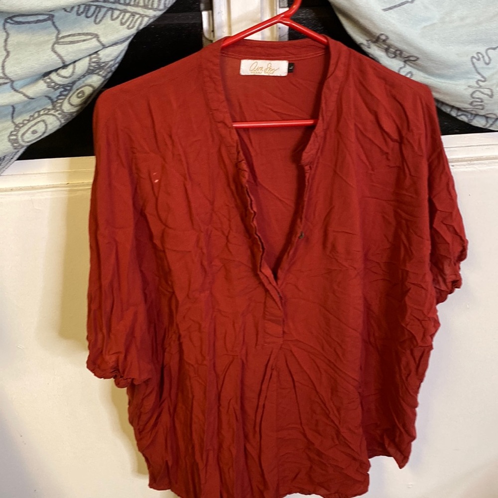 Women’s blouse